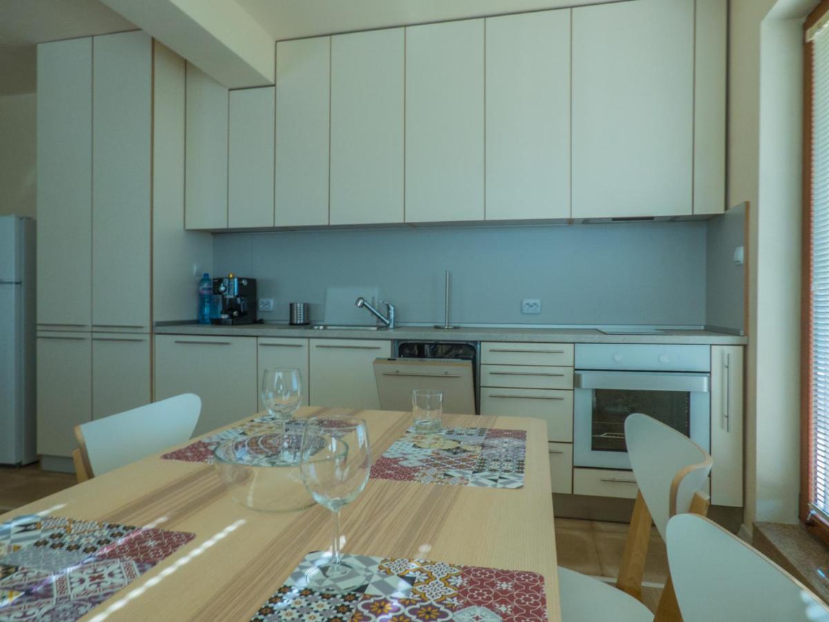 Private Apartment In Cypress Complex 15 Warna Exterior foto